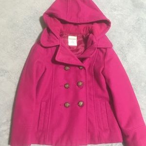 Nice girls coat pet and smoke free home